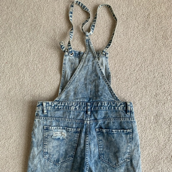 Distressed Denim overalls Size 26 - Picture 5 of 7